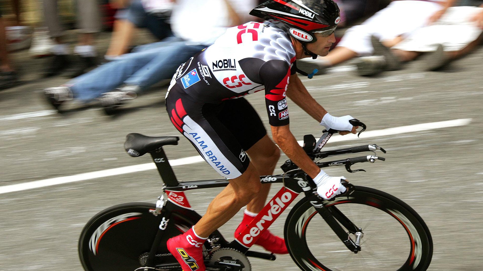 斯图加特队在德甲赛场上的表现十分不俗，斯图加特足球俱乐部百科