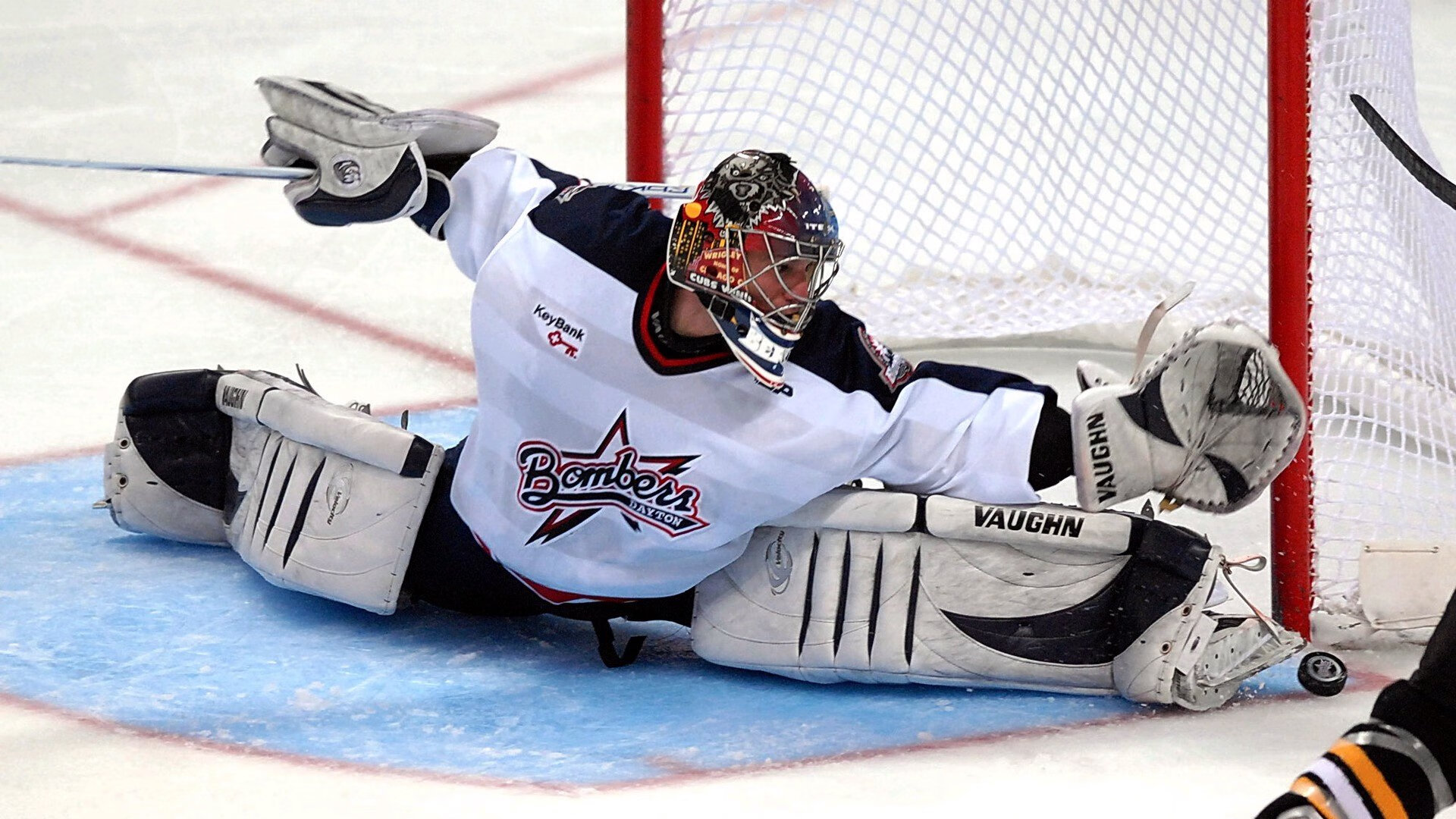 体育新闻中心深化体育媒体与科技企业深度合作,体育新媒体是什么